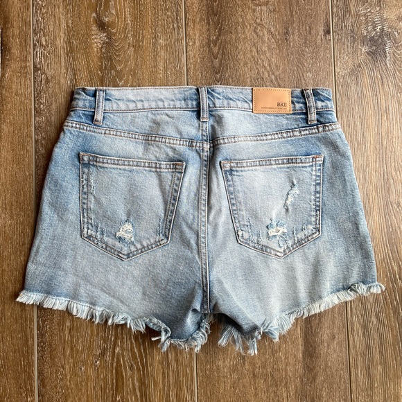 NWOT BKE jean shorts - Picture 3 of 4